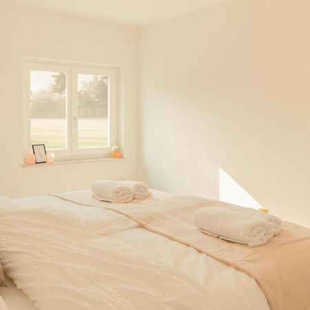 Naturoase Sinzing / Parkplatz, Waschmaschine, Etc. Appartement Buitenkant foto